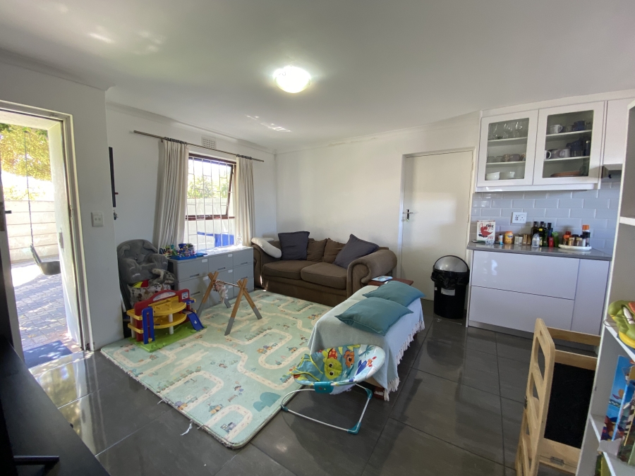 To Let 3 Bedroom Property for Rent in Sunningdale Western Cape